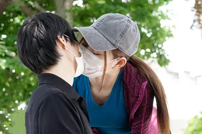 Chuyện tình của akari mitani với con ghệ quen qua mạng trong mùa covid